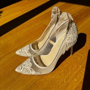 Vince Camuto IM-OPHELIA Lace Wedding Shoes